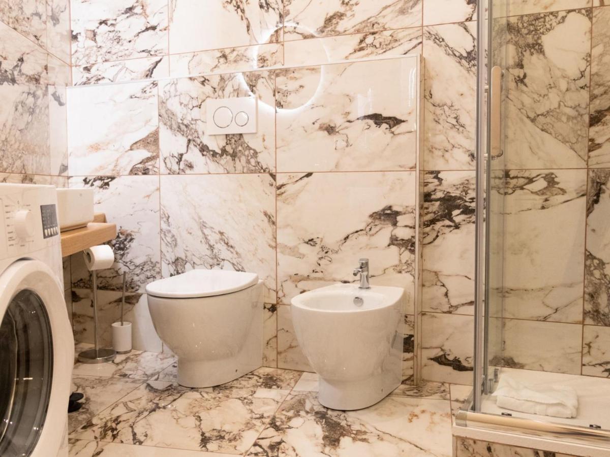 The Best Rent - Elegant Five-Bedrooms Apartment Near Colosseo Rome Exterior photo