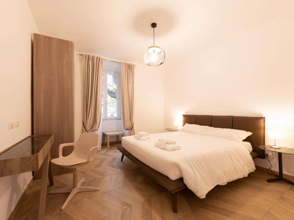 The Best Rent - Elegant Five-Bedrooms Apartment Near Colosseo Rome Exterior photo