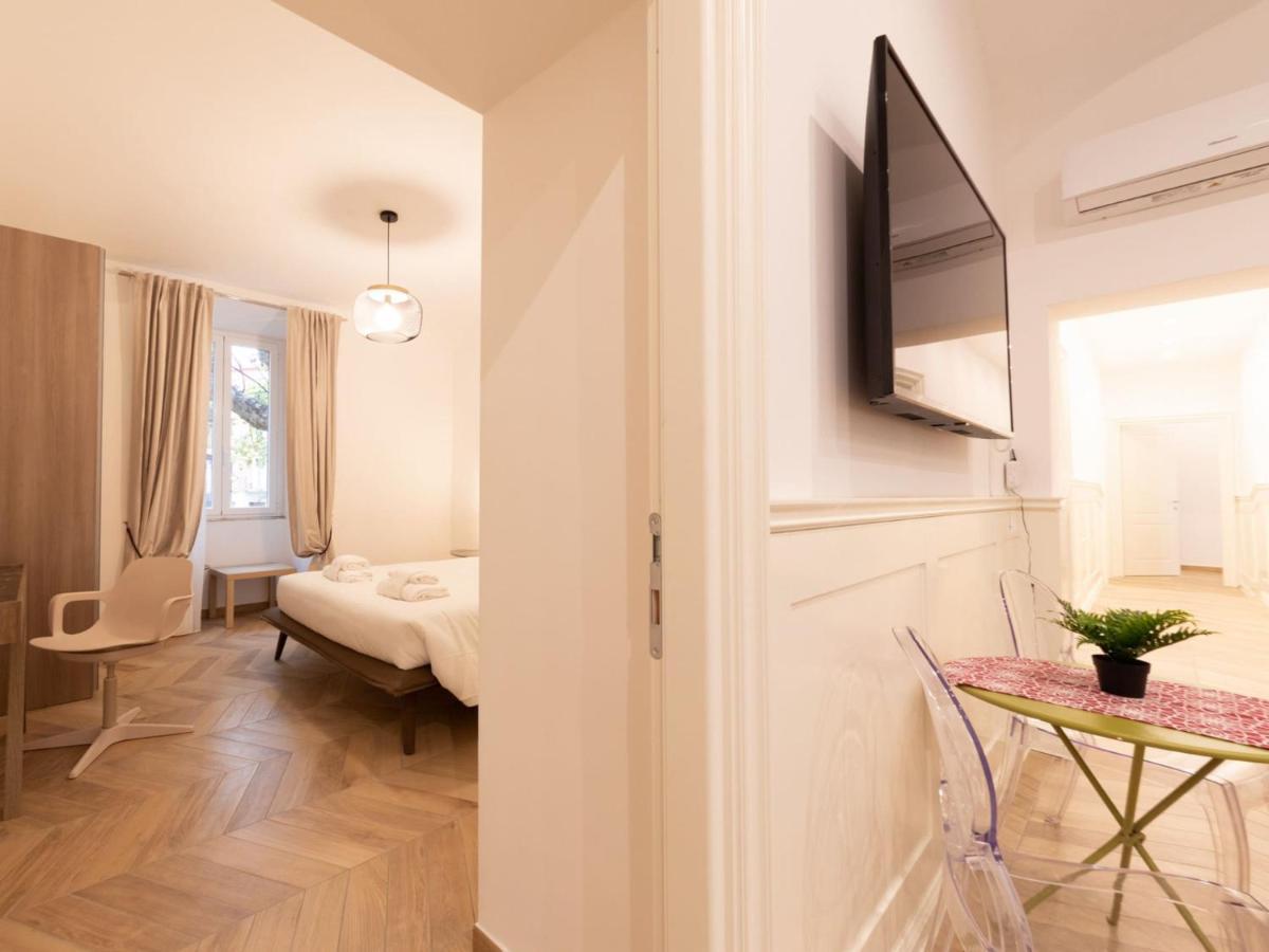 The Best Rent - Elegant Five-Bedrooms Apartment Near Colosseo Rome Exterior photo
