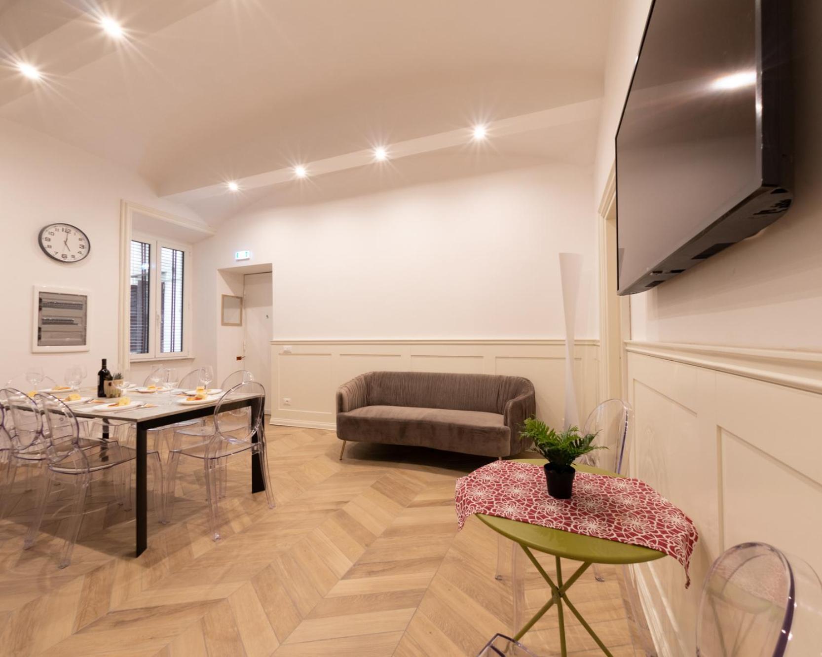 The Best Rent - Elegant Five-Bedrooms Apartment Near Colosseo Rome Exterior photo